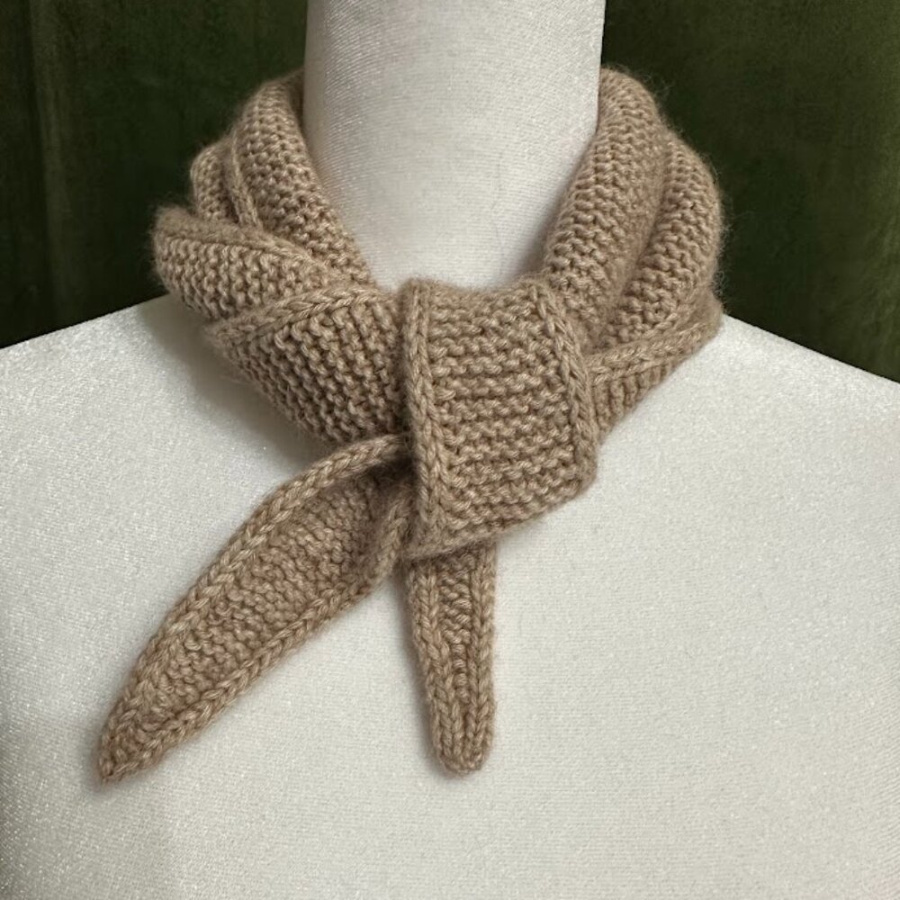 Mini Scarf Neck Knitted Scarf Women Scarf Handmade Size: 49 x 3.2 inch